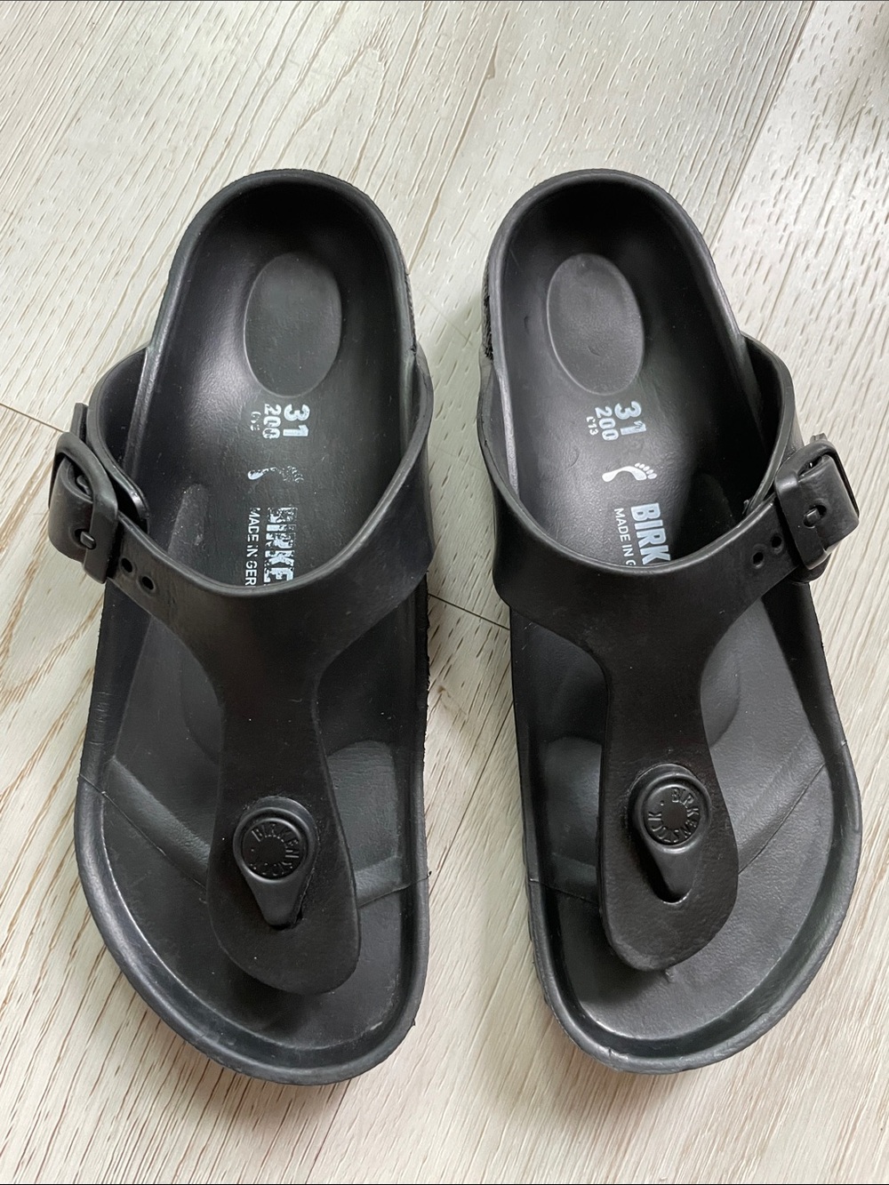 Birkenstock Kids Black T-Strap Sandals